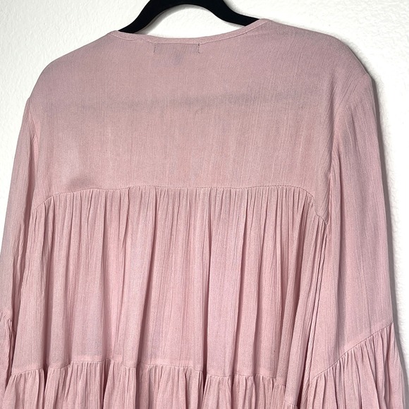 Romeo + Juliet  Couture Pink Embroidered Ruffle Kimono Peasant Top Size Large - Picture 10 of 15